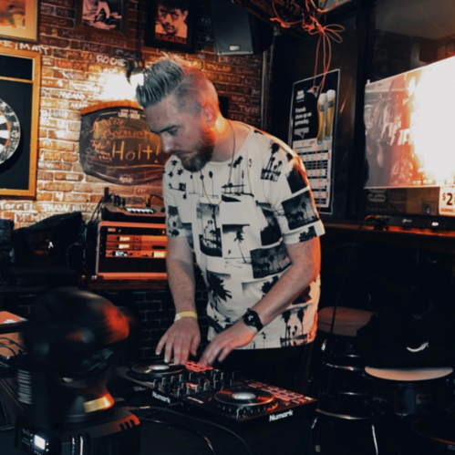 Jay Pluss DJing and Playing Beats Live