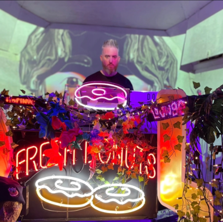 Jay Pluss at Donut Lounge Producer Showcase