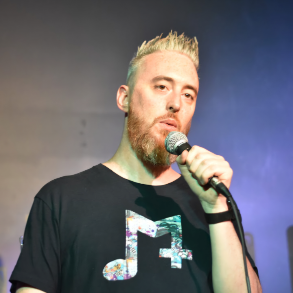 Jay Pluss Hosting a Live Event